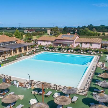 Апарт готель Fattoria Palazzeta - Pet & Family Friendly Чечина Екстер'єр фото