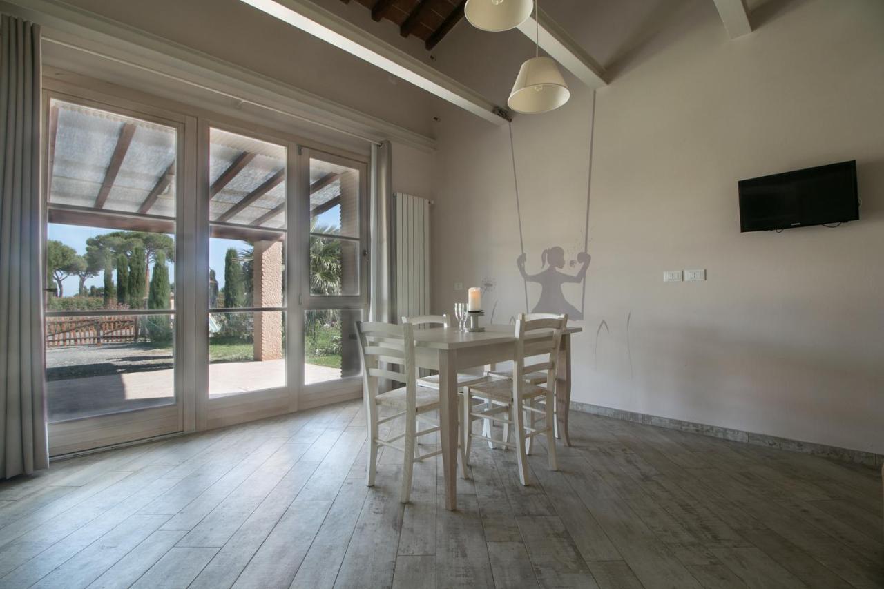 Апарт готель Fattoria Palazzeta - Pet & Family Friendly Чечина Екстер'єр фото