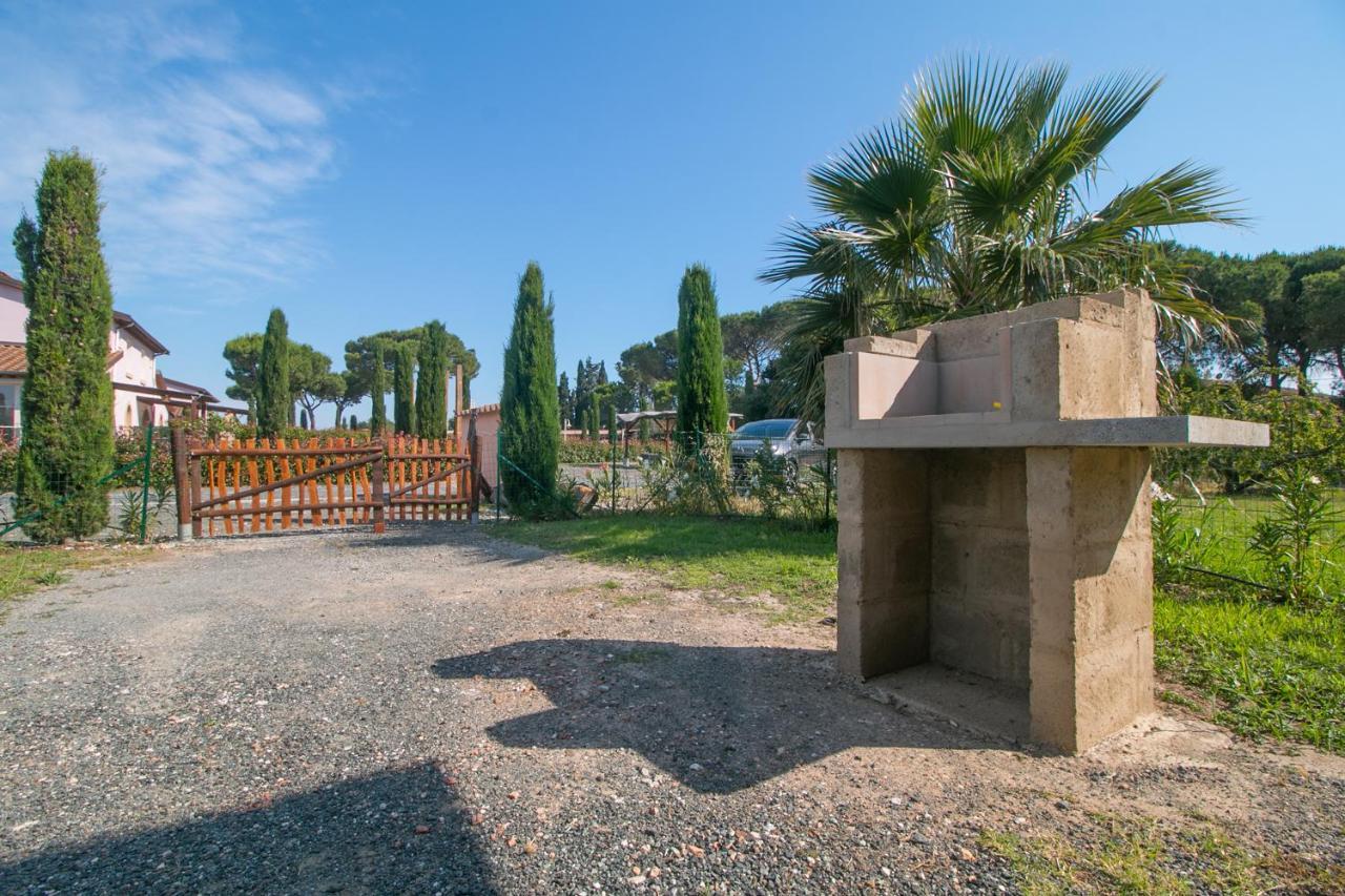 Апарт готель Fattoria Palazzeta - Pet & Family Friendly Чечина Екстер'єр фото