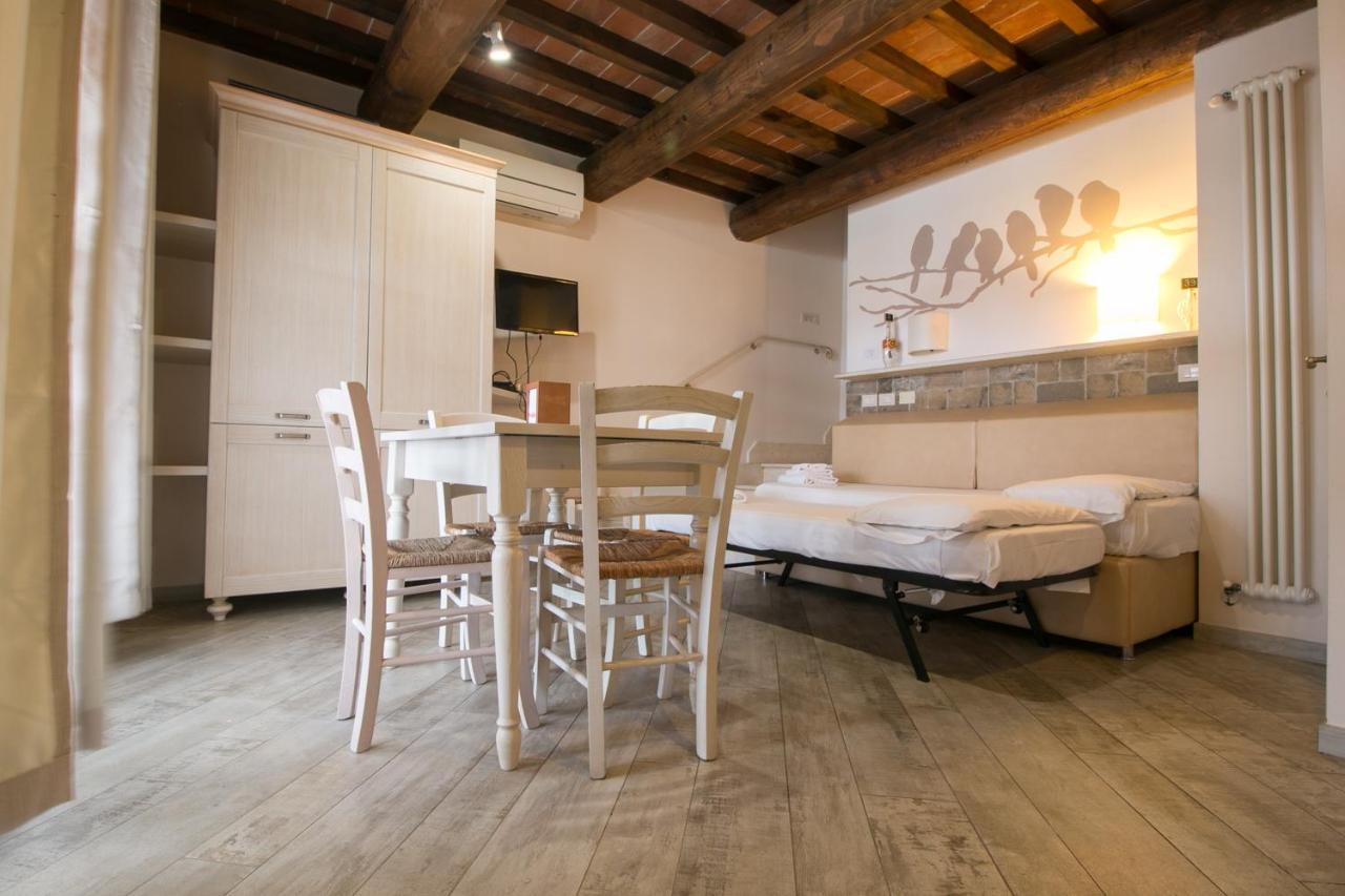 Апарт готель Fattoria Palazzeta - Pet & Family Friendly Чечина Екстер'єр фото