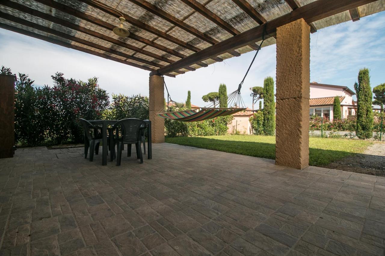 Апарт готель Fattoria Palazzeta - Pet & Family Friendly Чечина Екстер'єр фото